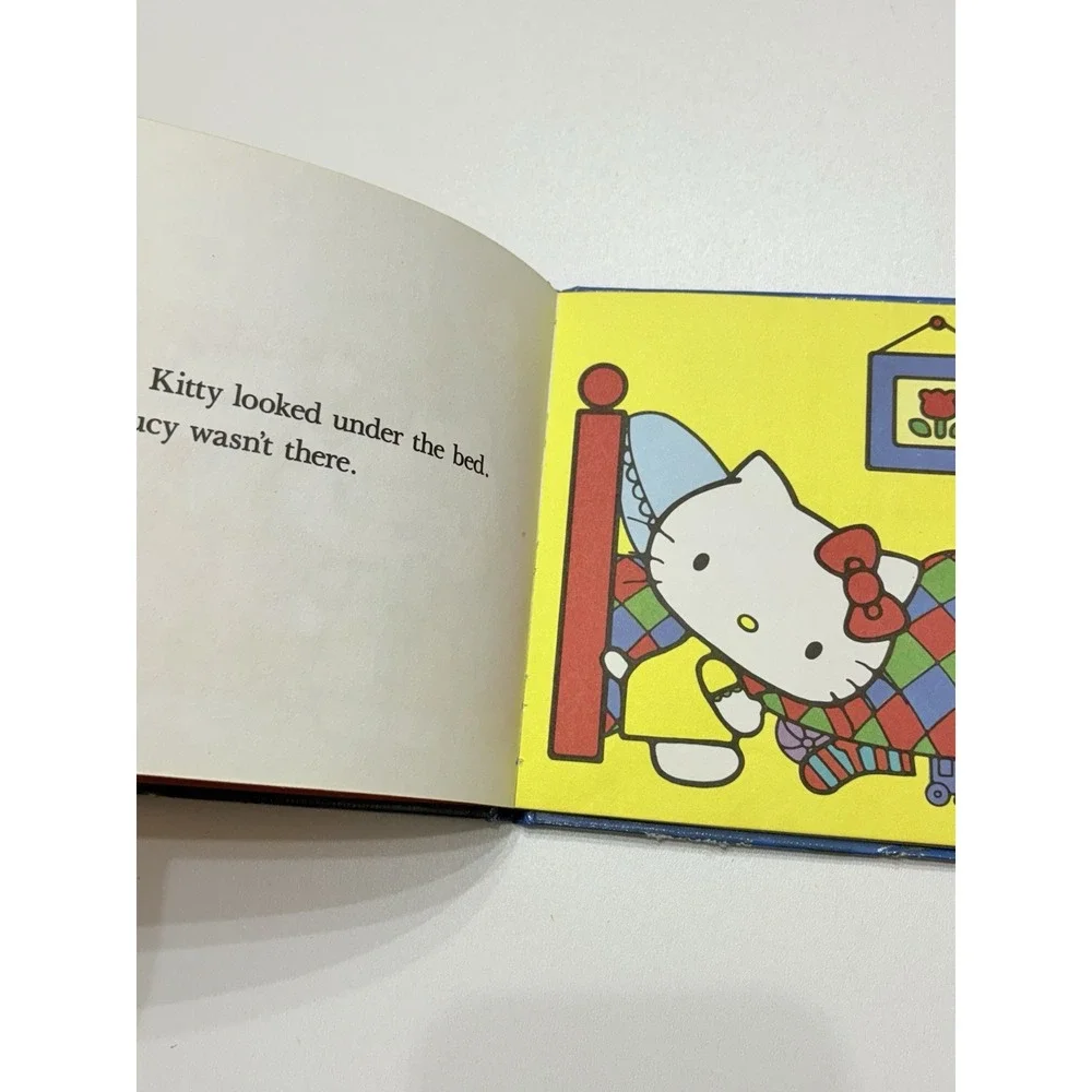HELLO KITTY'S BEDTIME SEARCH By‎ Sarah Bright & Scott Sullivan - Hardcover